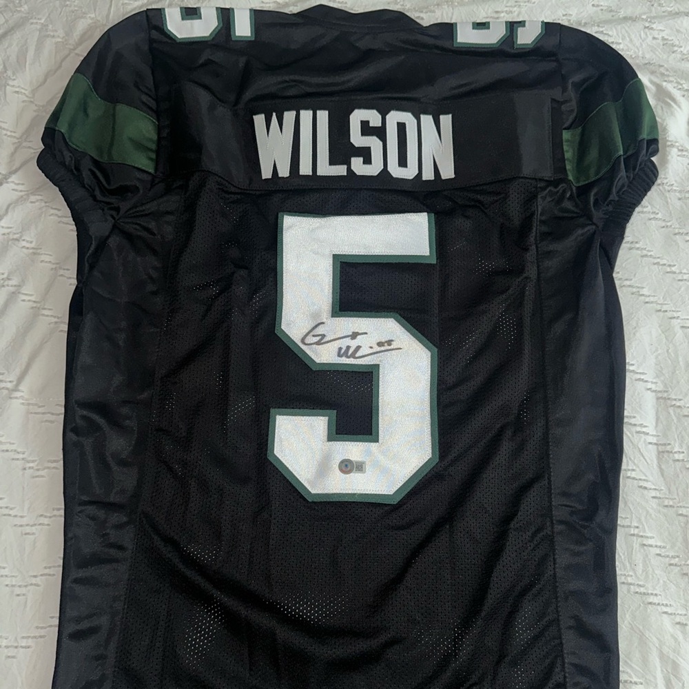 Scorching hot heroes New york Jets GARRETT WILSON AUTOGRAPHED jersey
